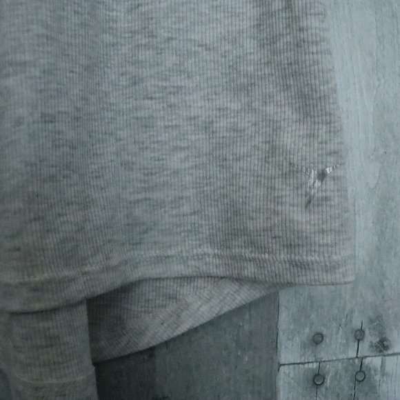 Old Navy | Women's Active Go Dry Fitted Tank Top - Picture 4 of 10